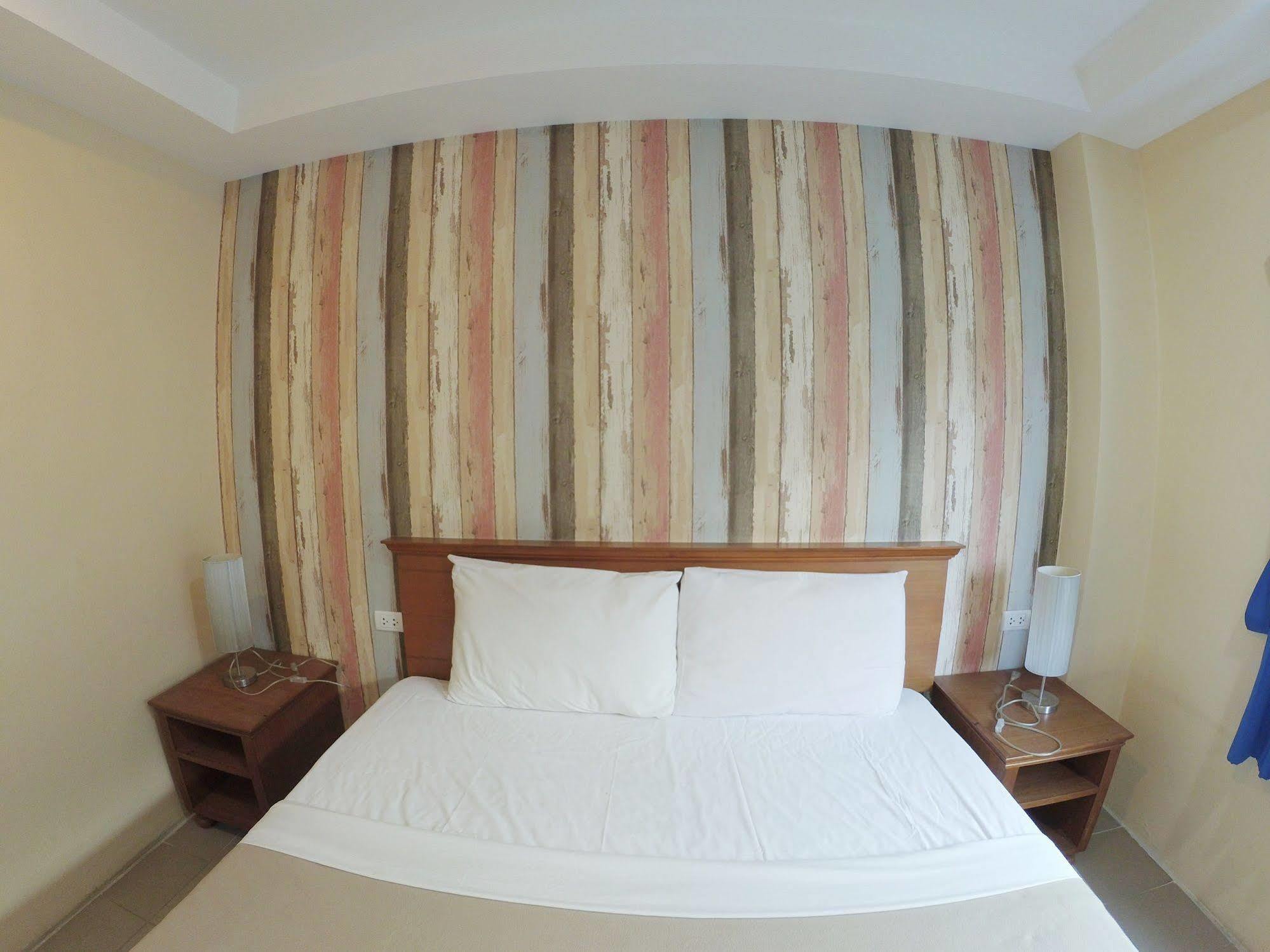 Sleep At Phuket Sha Plus Экстерьер фото